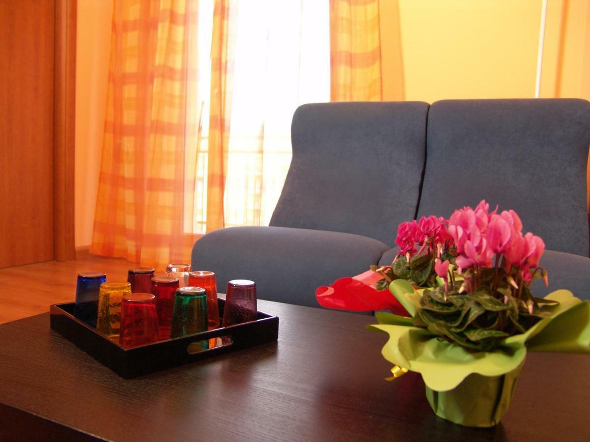Bed and Breakfast I Colori Di Sara CTA Exterior foto